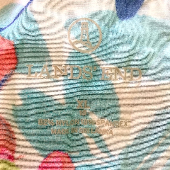 Women’s size XL Lands’ End colorful floral zip up modest swim top/athletic top - Picture 4 of 6